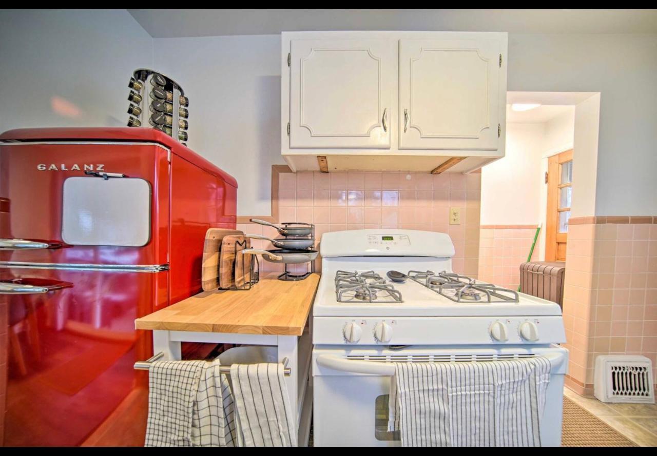 Modern Home • Family Friendly • Grill • Fireplace Erie Buitenkant foto